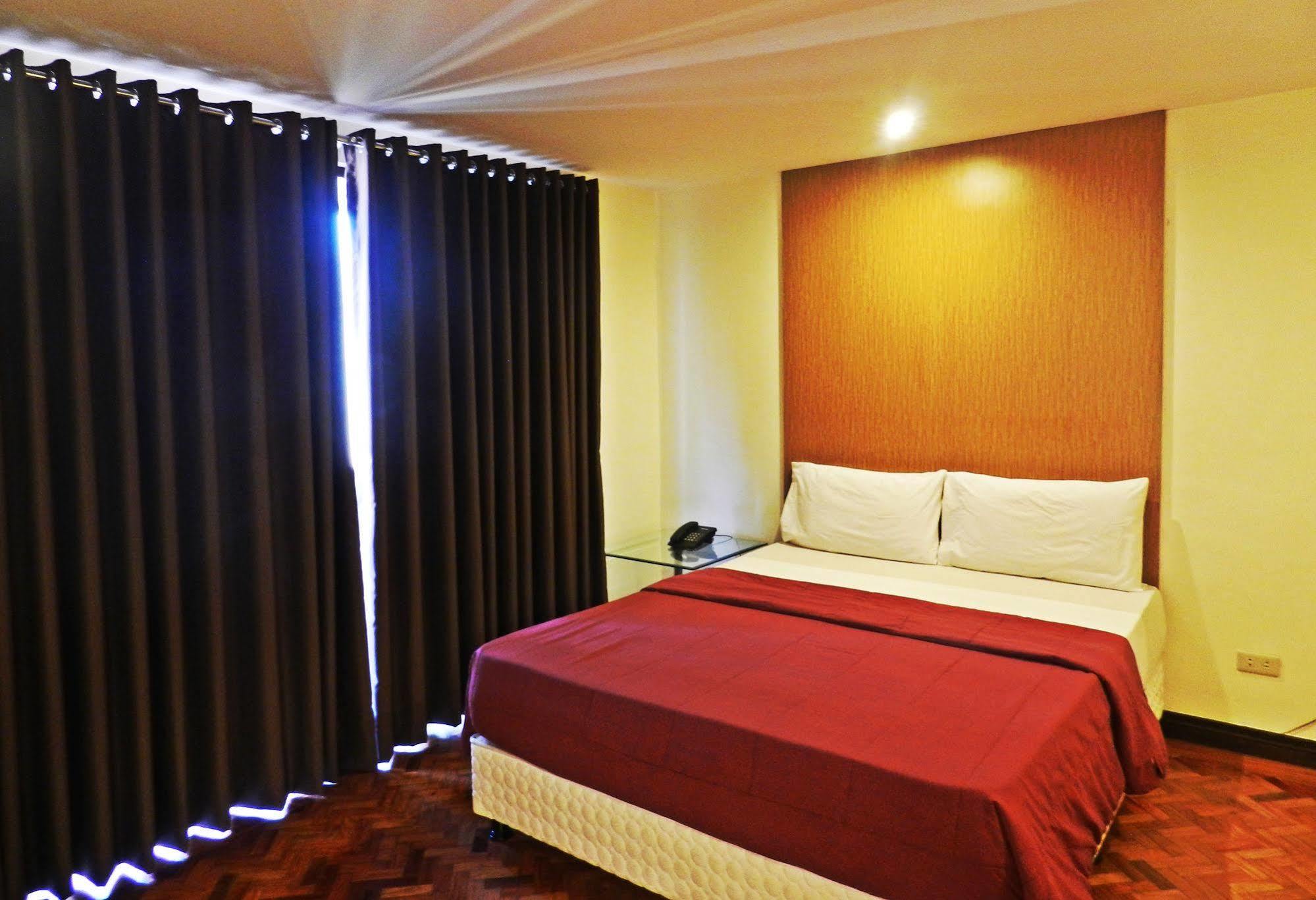 Salcedo Suites Makati City Esterno foto