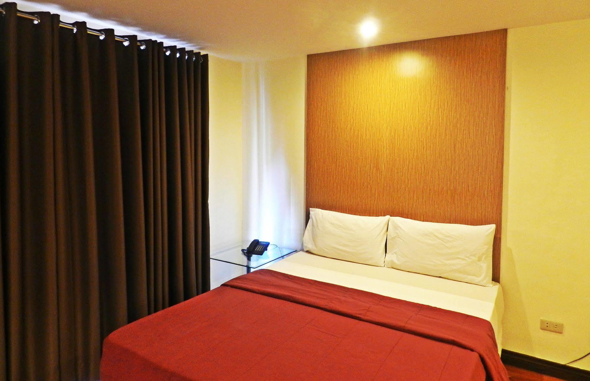 Salcedo Suites Makati City Esterno foto